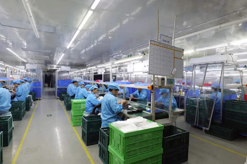 Hotack projector production line