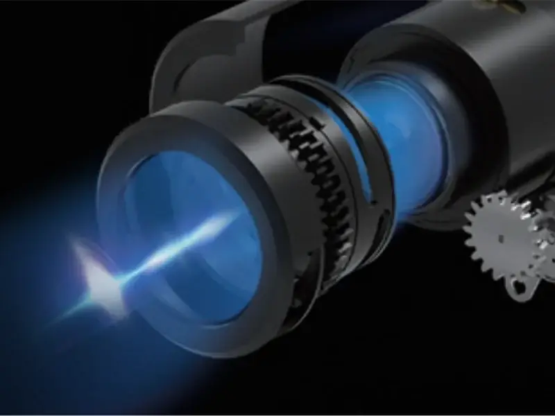 Projector optical engineering and image uniformity